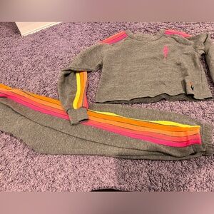 Aviator nation sweat suit size XS Used-a little pilled on the arms and legs